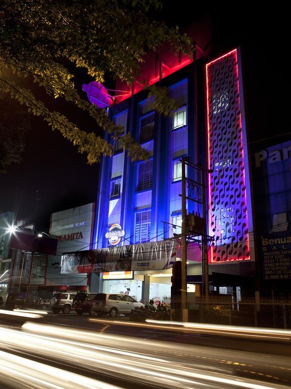Cordela Hotel Medan Buitenkant foto