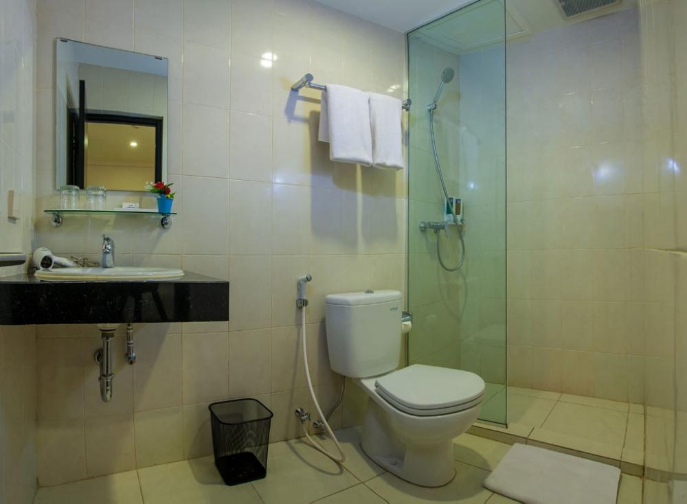 Cordela Hotel Medan Buitenkant foto