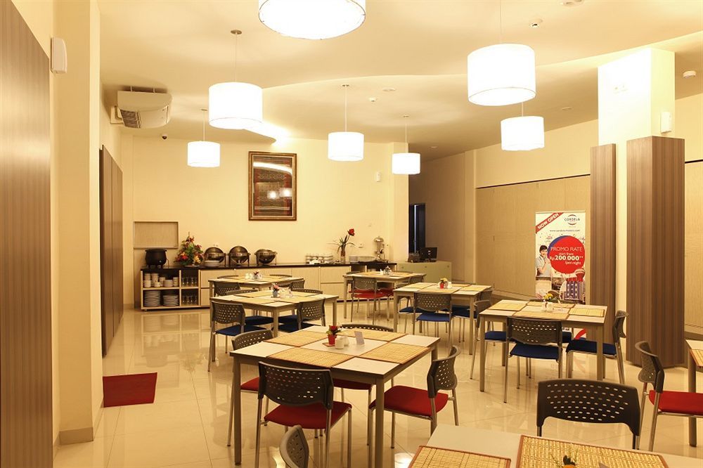 Cordela Hotel Medan Buitenkant foto